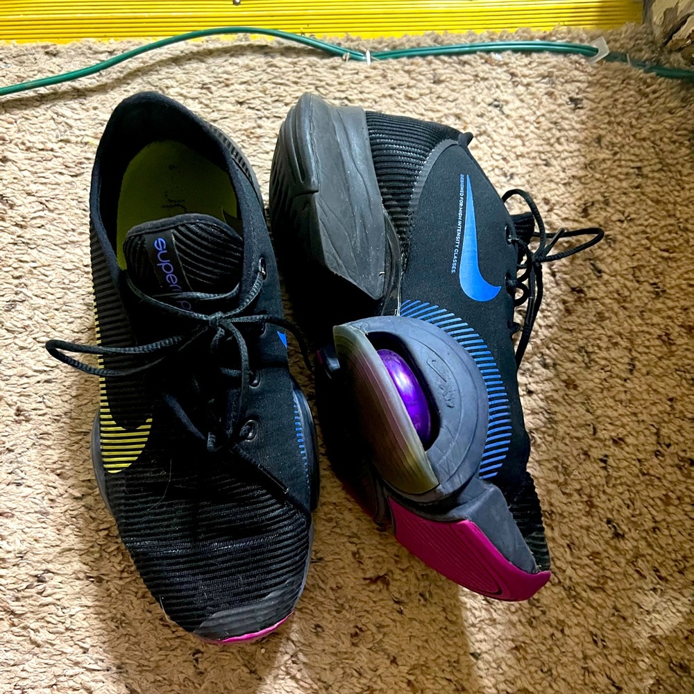 Nike